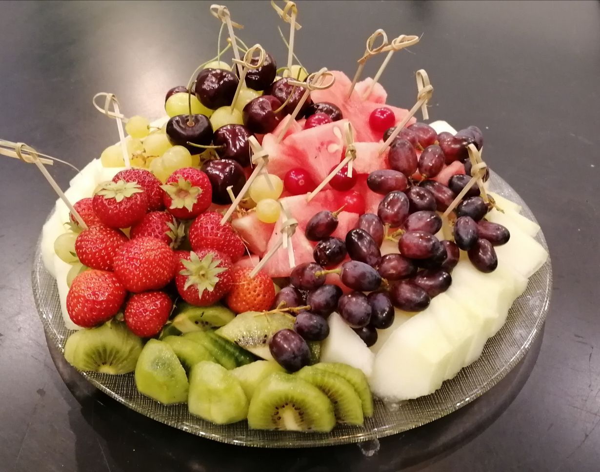 Augļu uzkodu plate