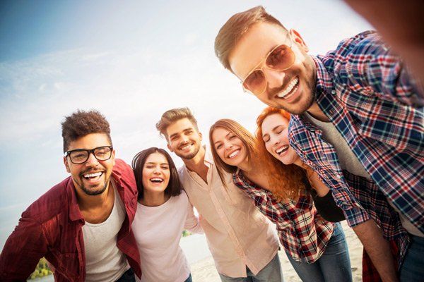 group picture of smiling people