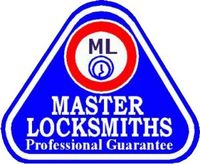 master locksmiths logo