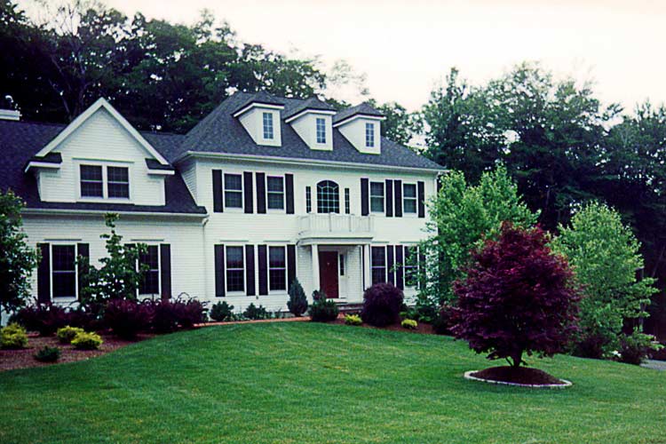 Beautiful Landscape In Front Of The House — Thornwood, NY — Harry Hudd Architectural Landscapes