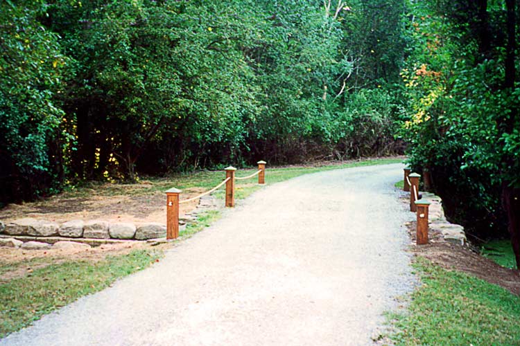 Clean Walkway — Thornwood, NY — Harry Hudd Architectural Landscapes