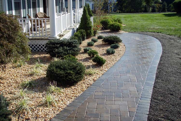 Creative Walkways — Thornwood, NY — Harry Hudd Architectural Landscapes