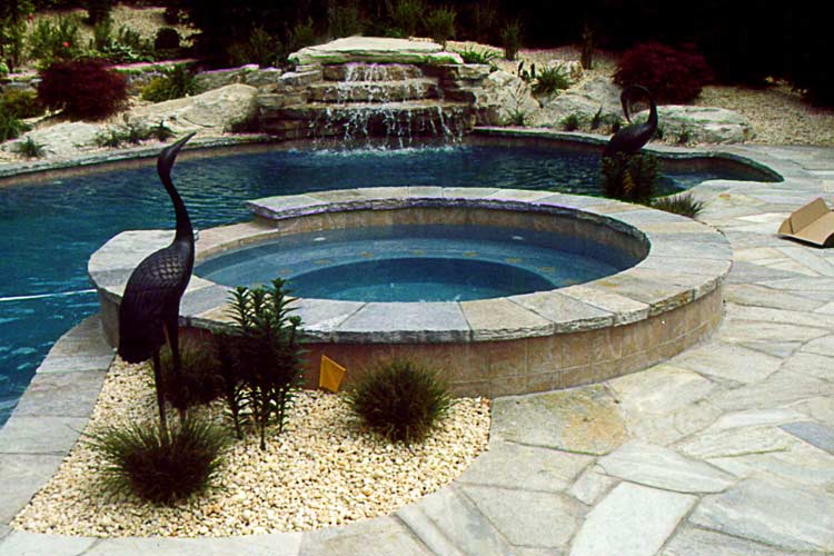 Huge Pool — Thornwood, NY — Harry Hudd Architectural Landscapes
