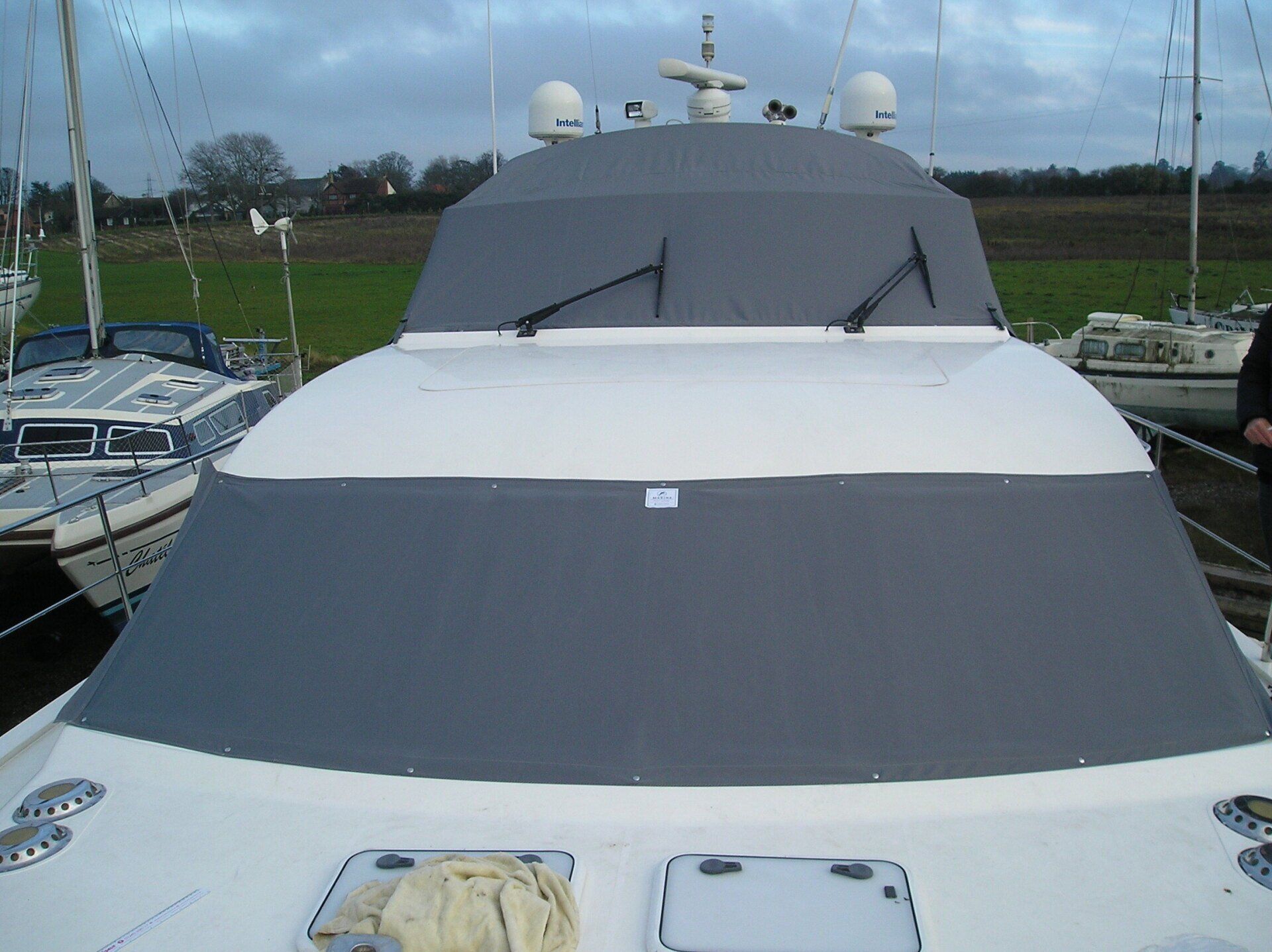 Windscreen Cover 2