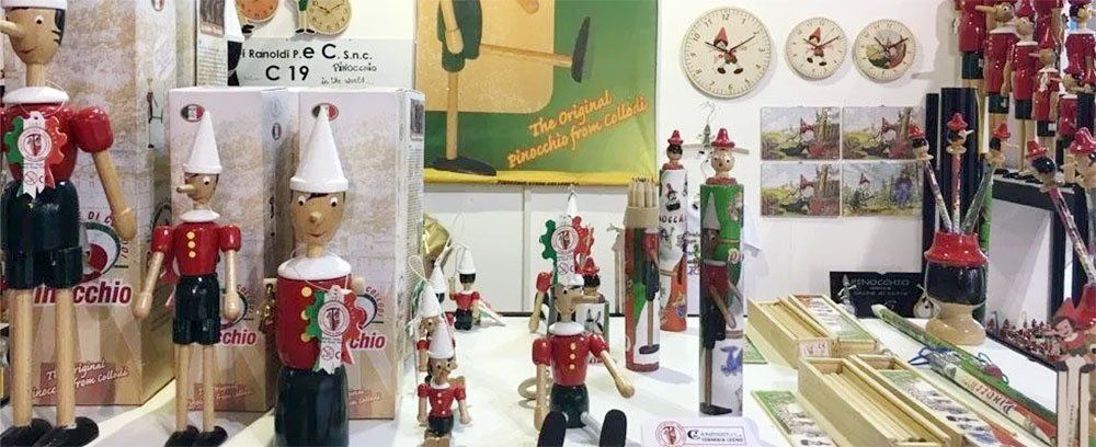 Pinocchio-themed gadgets