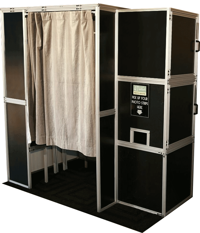 4 flashes photo booth set up