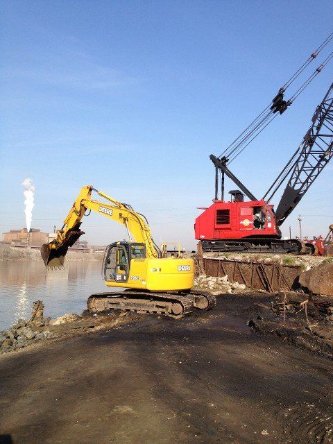 Red and yellow excavators - Earthmoving in Chesapeake, Ohio