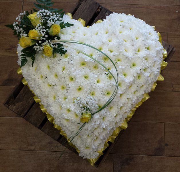 Funeral flowers arrangement 7