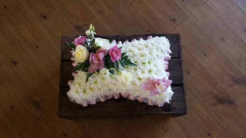 Funeral flowers arrangement 9