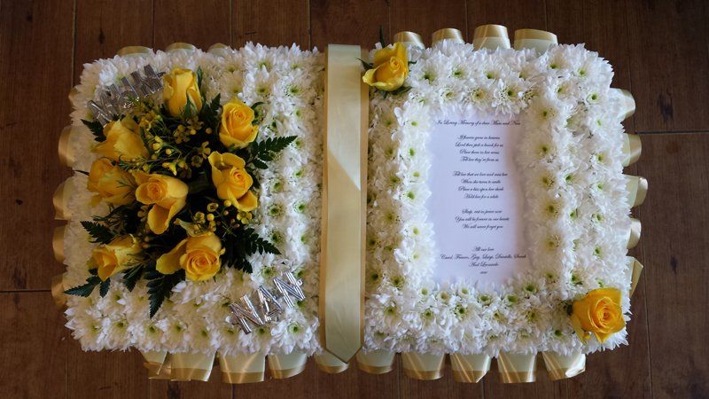 Funeral flowers arrangement 11