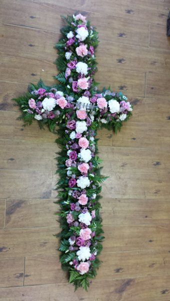 Funeral flowers arrangement 14