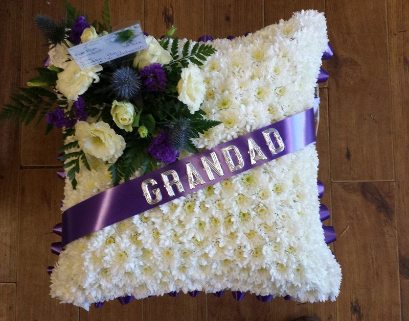 Funeral flowers arrangement 8