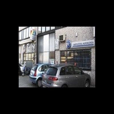 Esterno officina