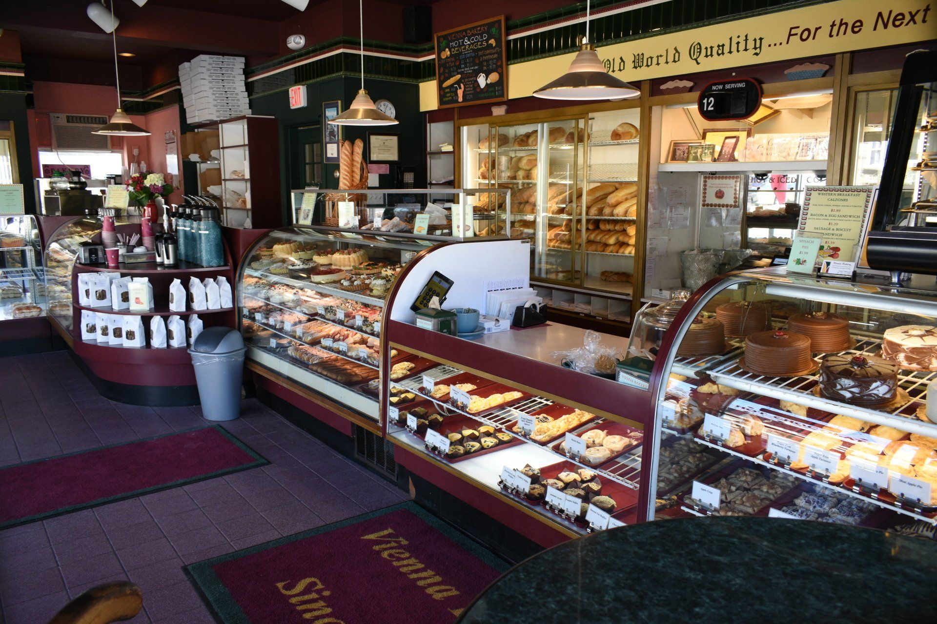vienna bakery storefront