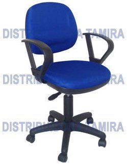 Silla de oficina azul y negra con brazos.