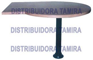Una mesa pequeña, de color gris, con un borde plano, sostenida por un pedestal negro.