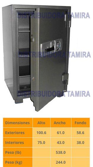 Caja fuerte gris con la puerta abierta y estantes visibles. Tabla de dimensiones a continuación.