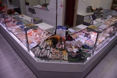 Prodotti nel banco refrigerato