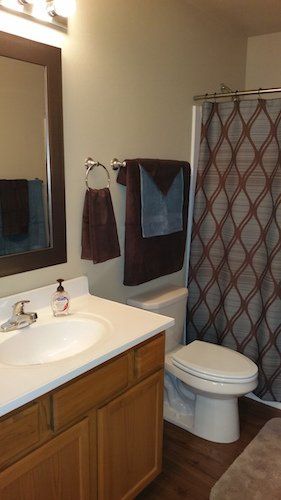 Full Bathroom