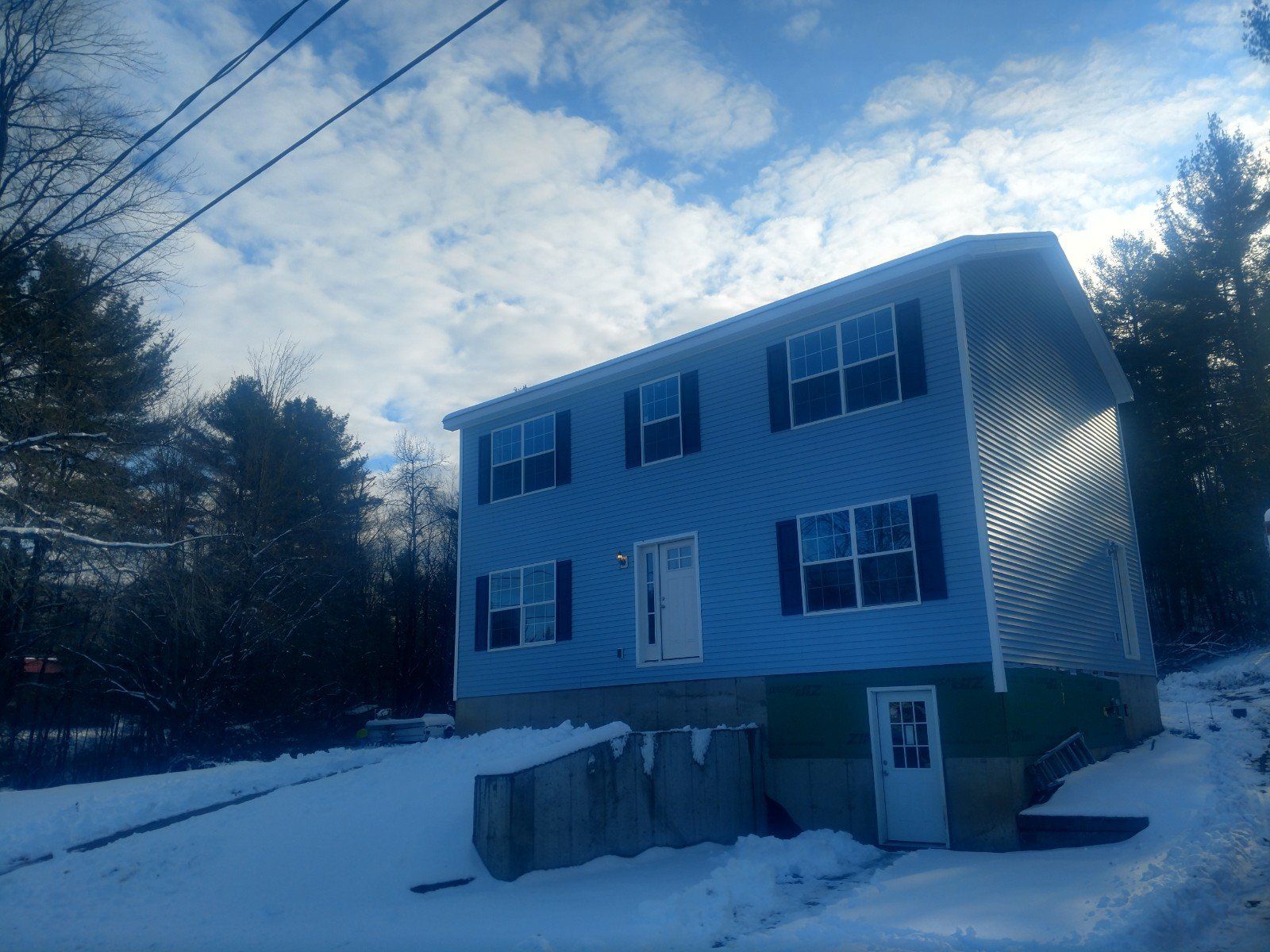 Home Repair — Large House in Allenstown, NH
