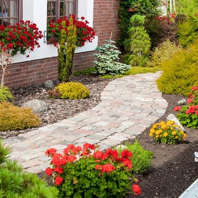 House Landscape — Egg Harbor Township, NJ — EV Lawn and Landscape House Landscape — Egg Harbor Township, NJ — EV Lawn and Landscape