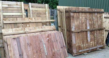fencing wooden slabs