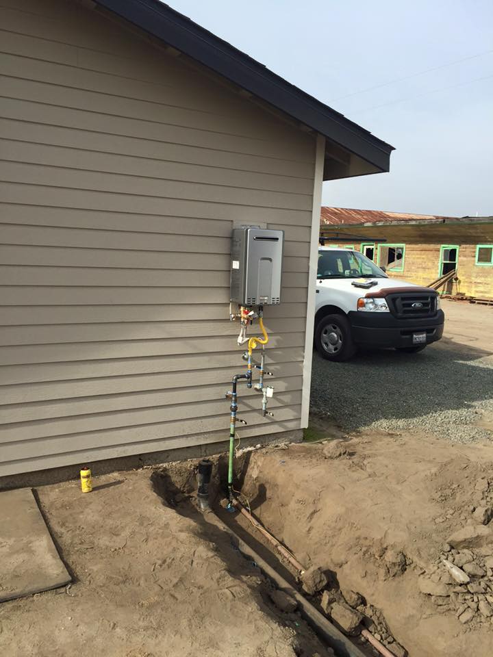 Tankless water heater unit installed Tulare CA
