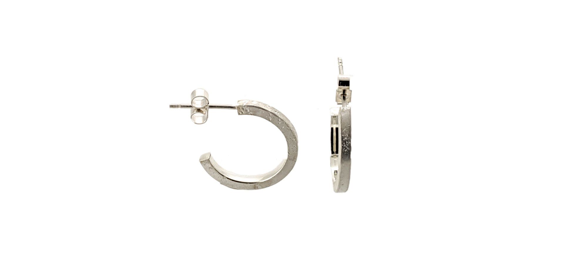 Small sculptural earrings in sterling silver