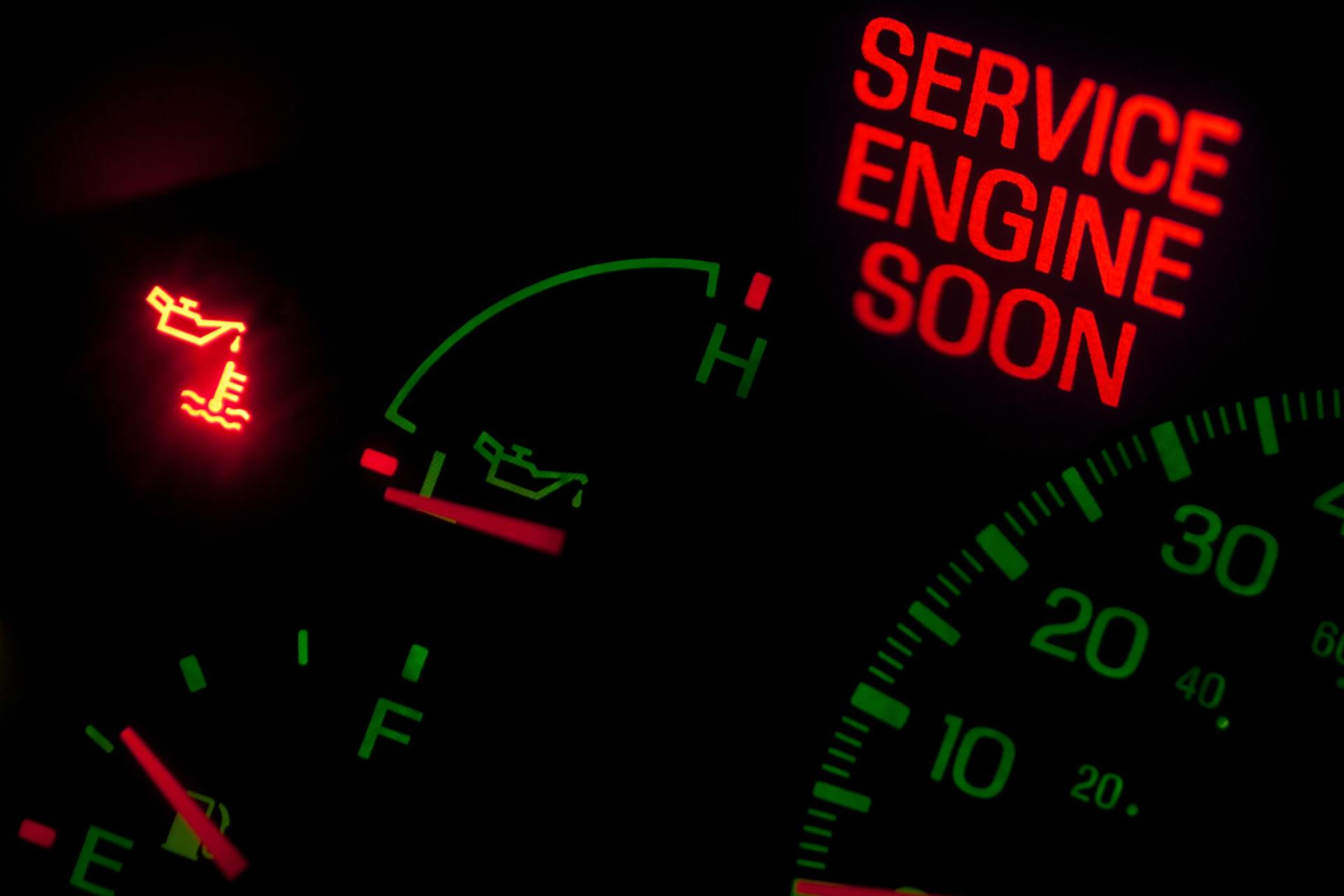 Service engine warning — engine diagnostics in Amherst, Massachusetts Service engine warning — engine diagnostics in Amherst, Massachusetts