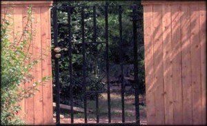 image-325982-123822-wood-gate-services.jpg?1442419063587