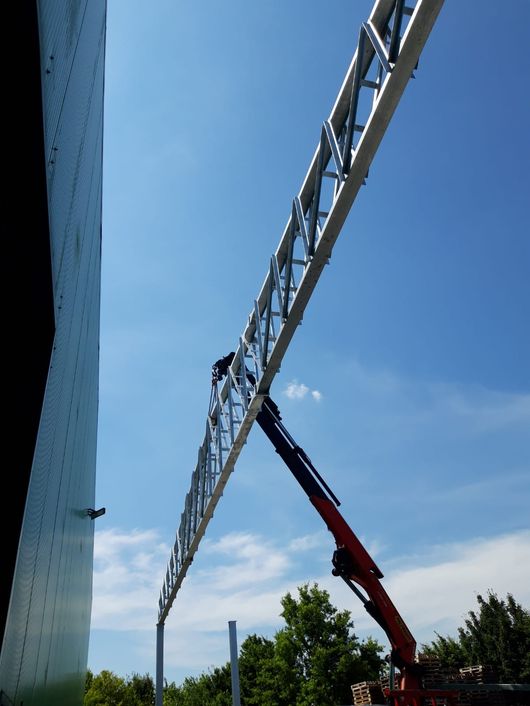 installazione struttura metallica