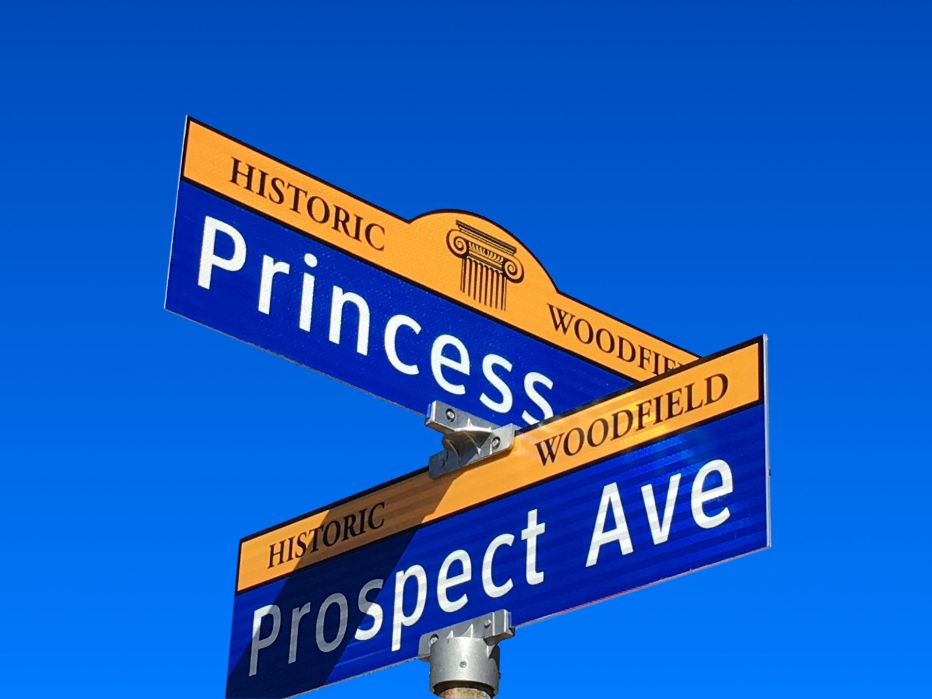 City of London Street Signs for Woodfield