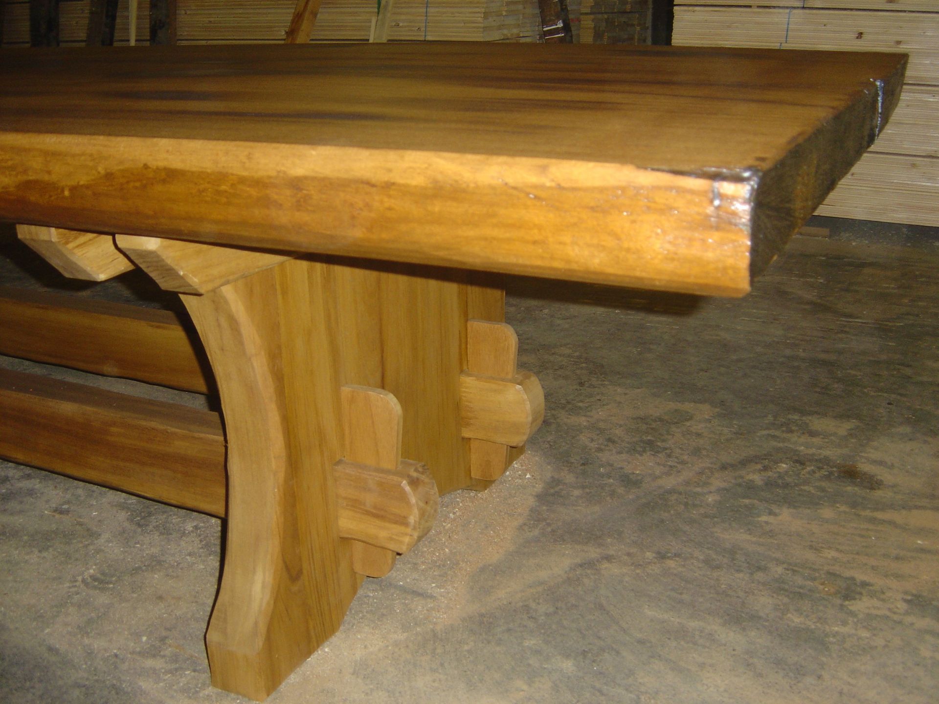 tavolo in legno
