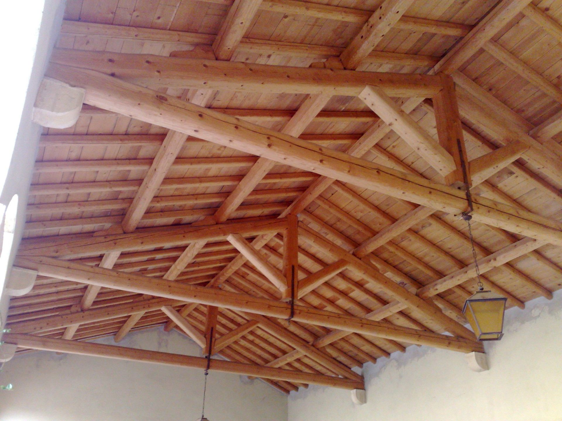 travature in legno