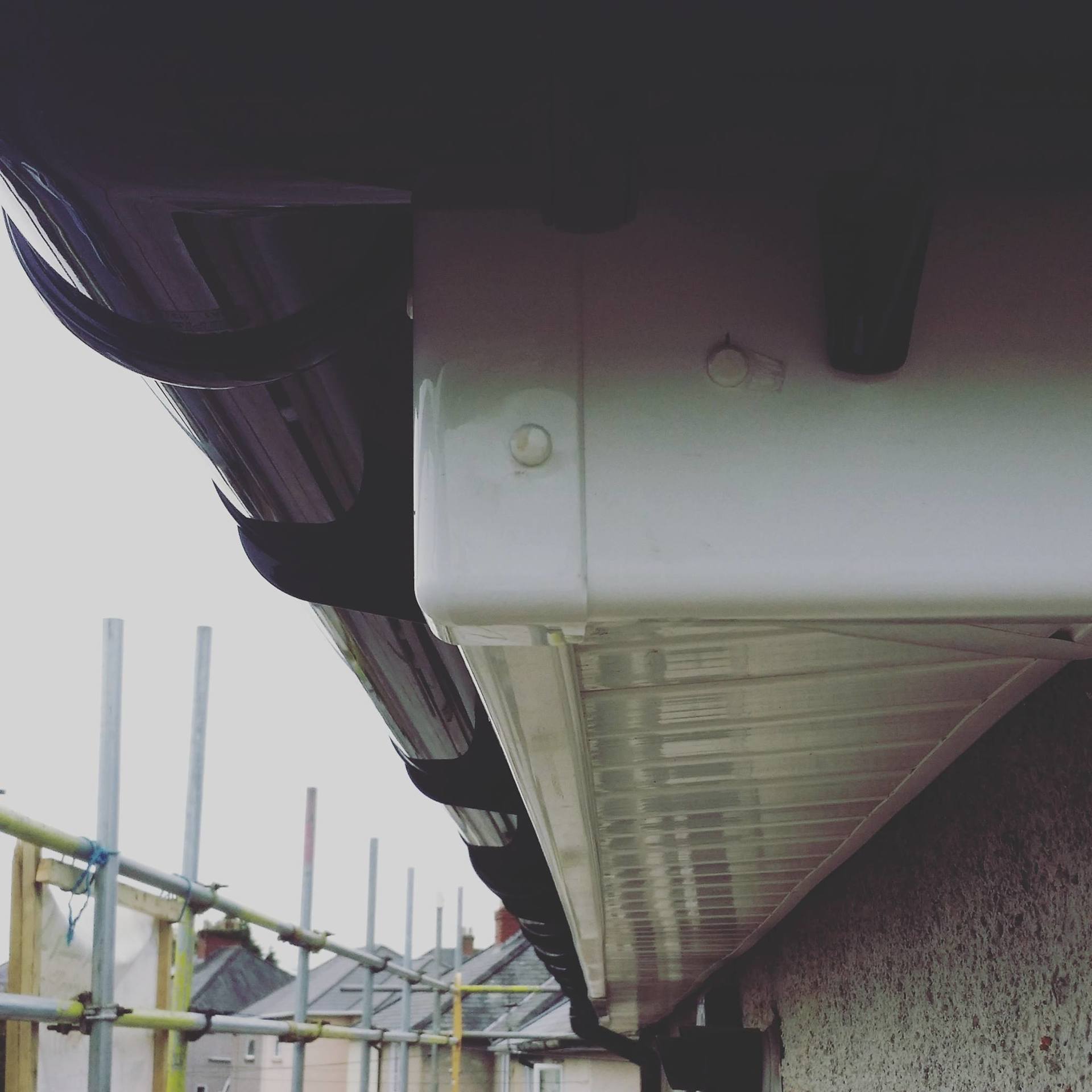 Fascias installation