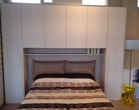Letto e interni di stile e gusto