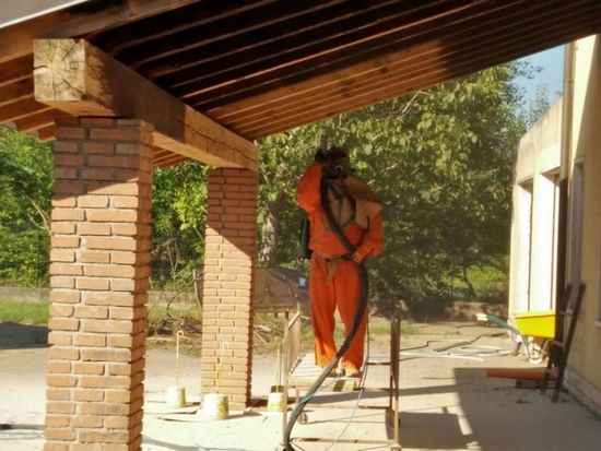 tecnico specializzato in sabbiatura
