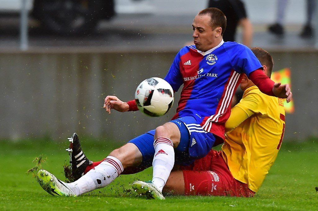 Fussball Zweikampf