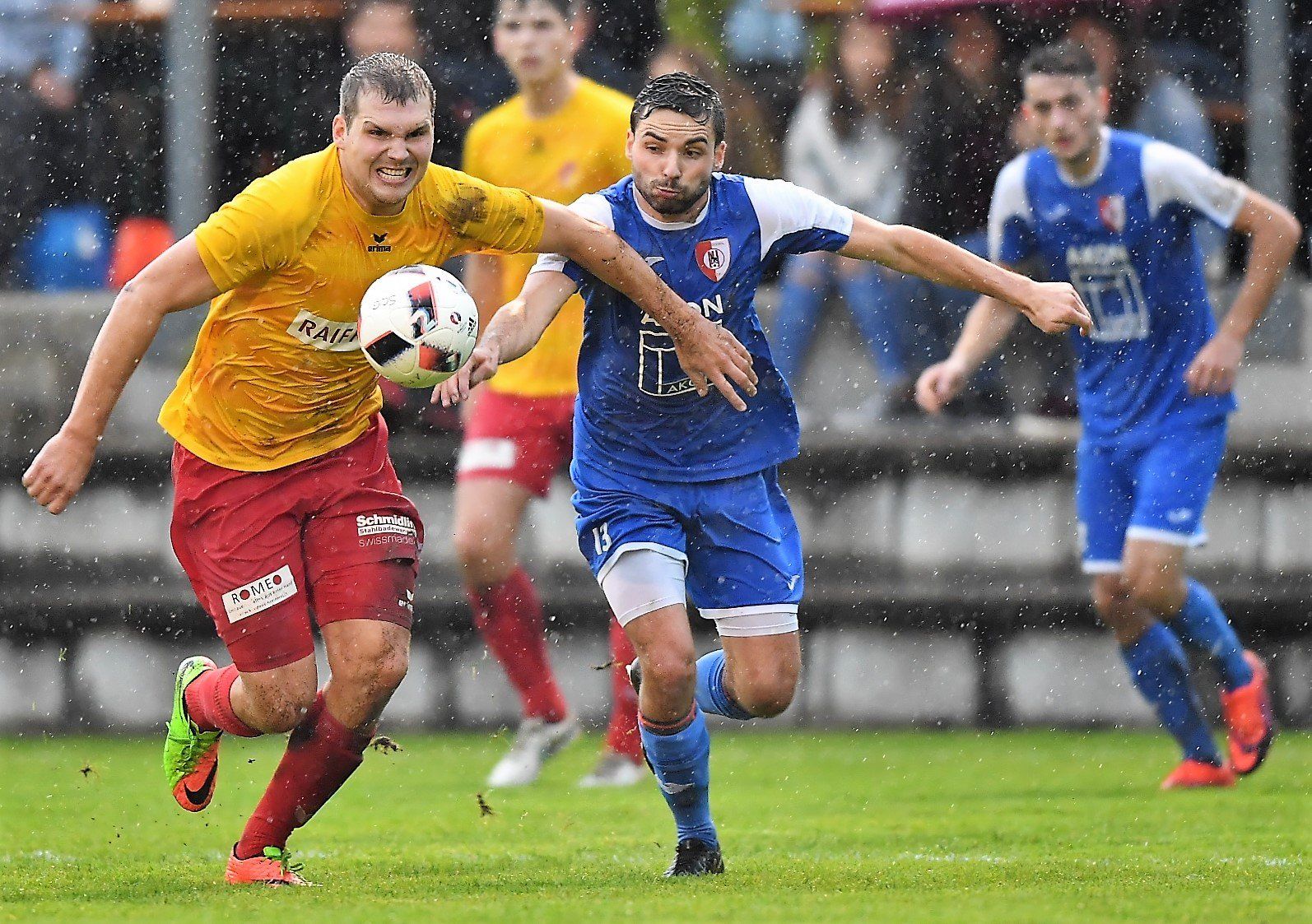 Fussball Zweikampf