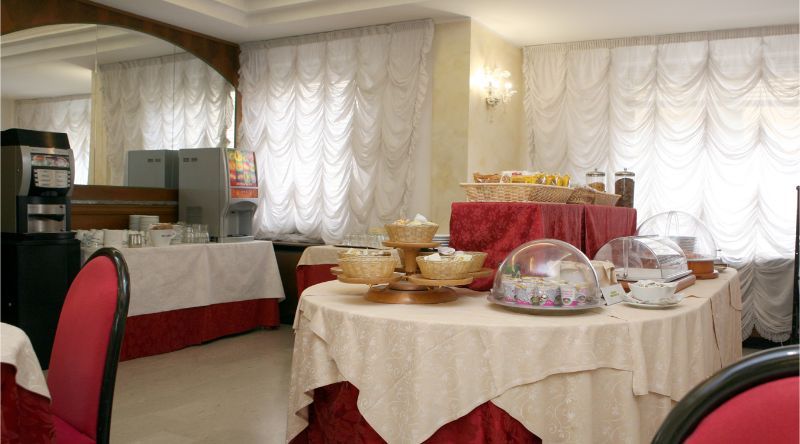 hotel hall with breakfast