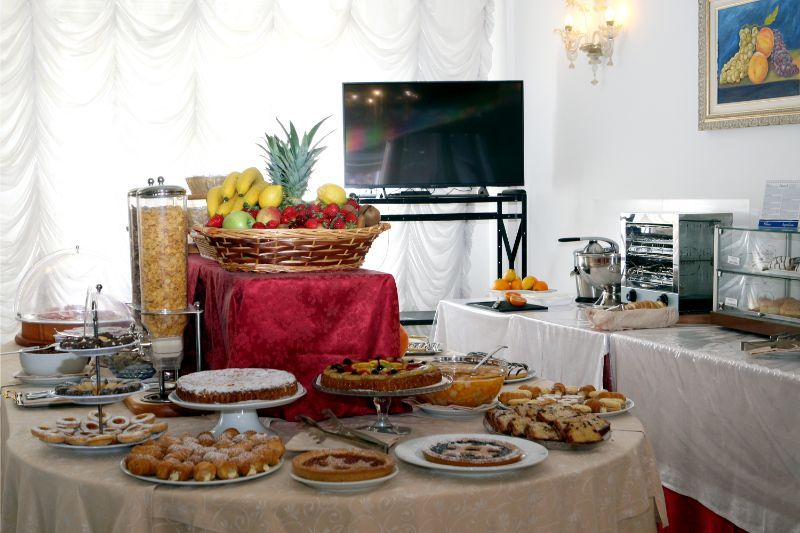 rich buffet breakfast
