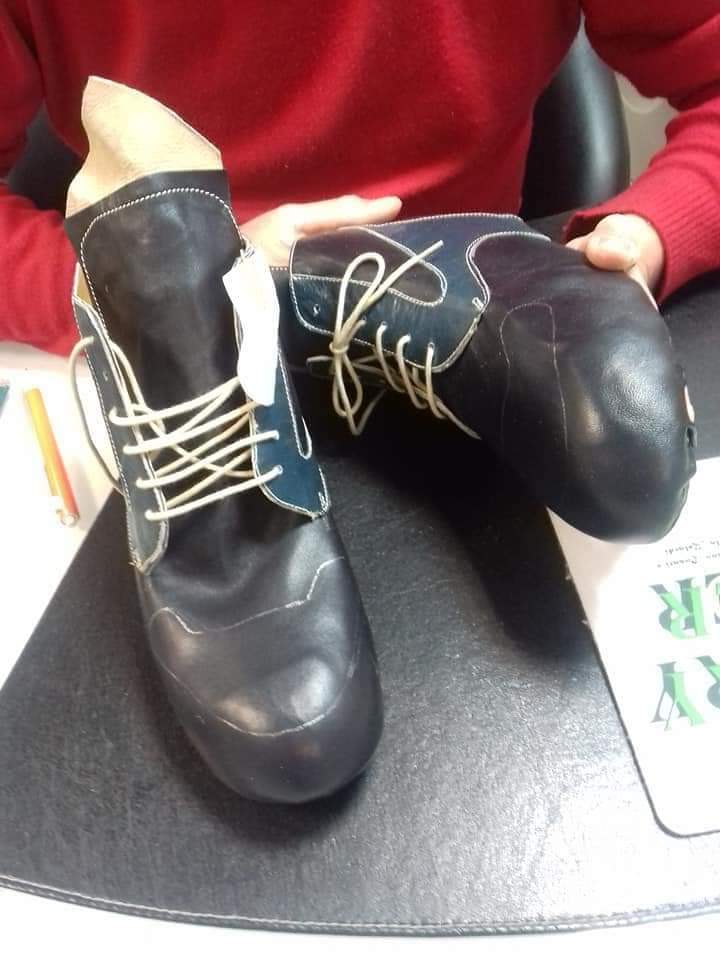 creazione di scarpe con plantari ortopedici su misura