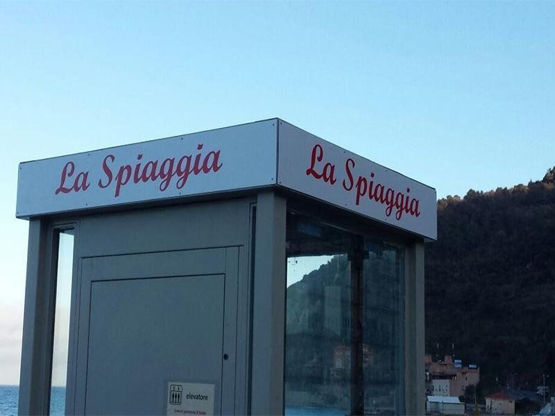 Scritta di un ristorante