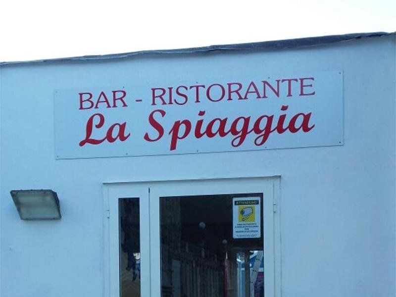 Insegna di un ristorante