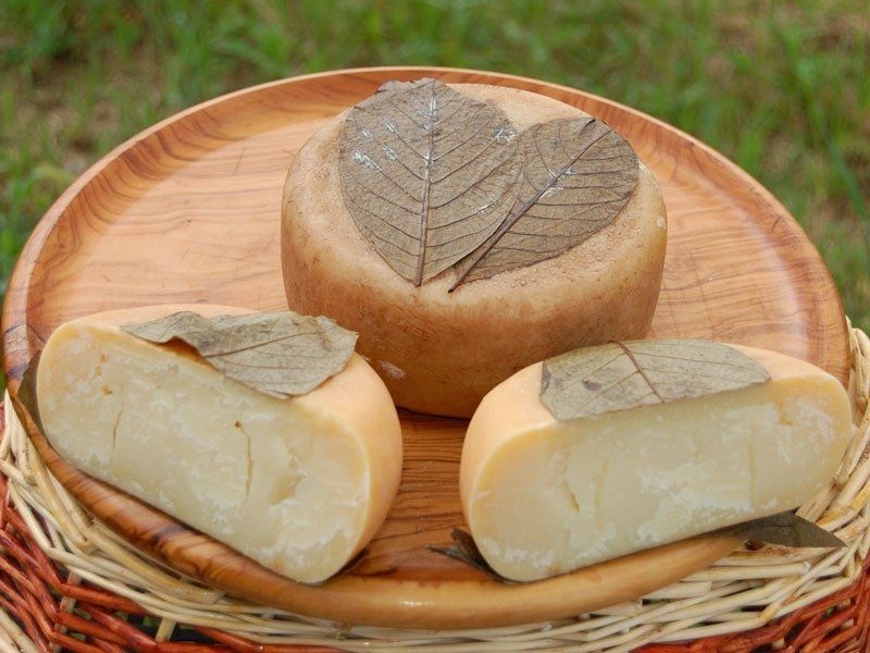 Pecorino in foglia