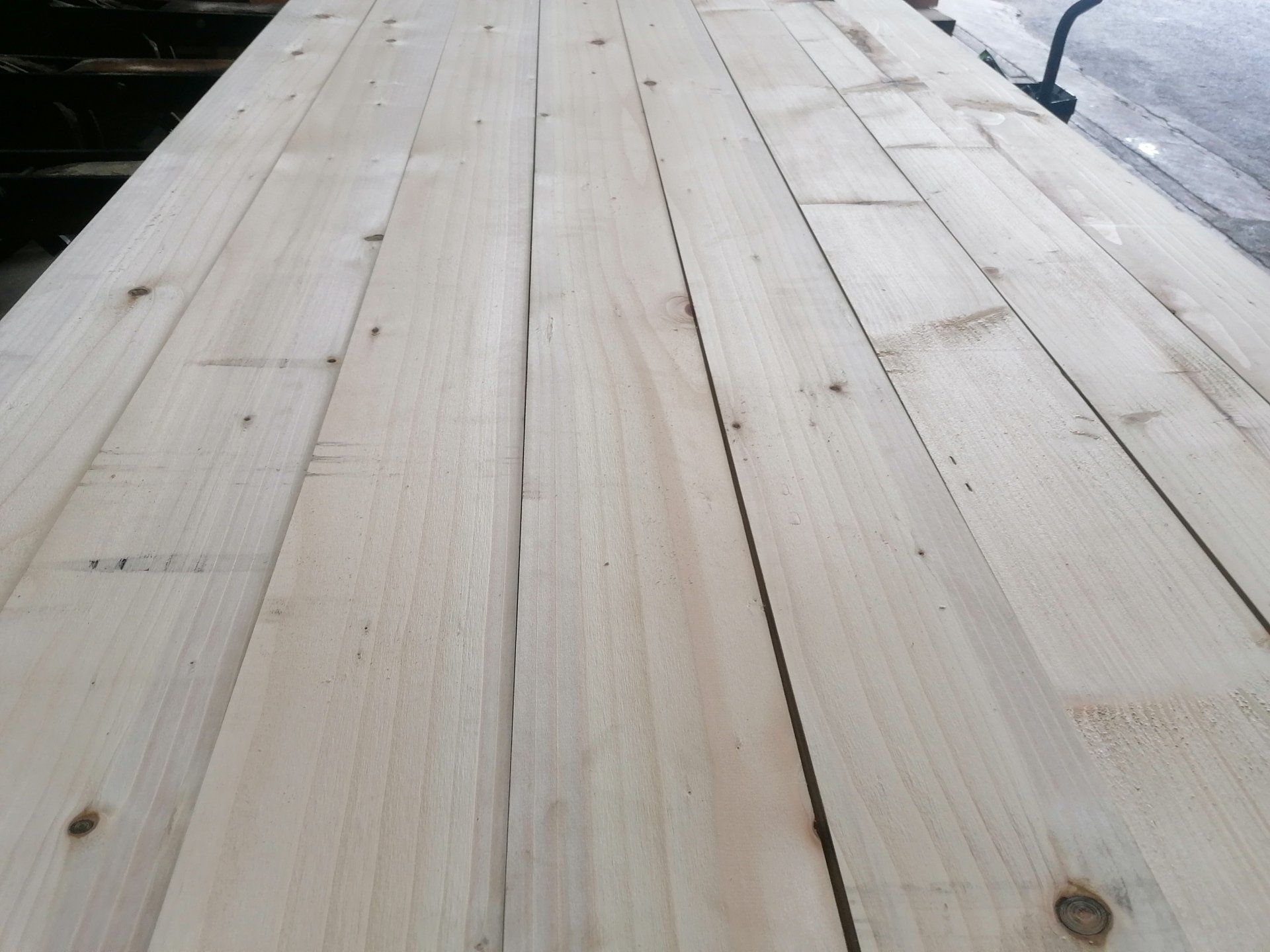 Fresh sawn Spruce Planed all round