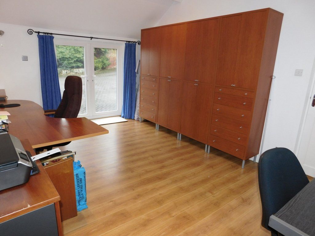 Cadley Cauldwell Cabinet