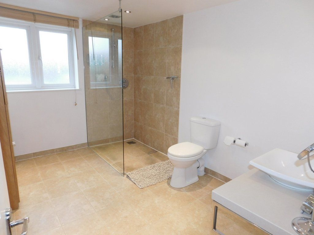 Cadley Cauldwell Comfort room