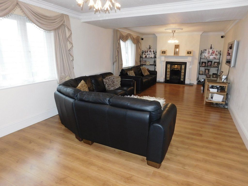Cadley Cauldwell Sofa 1