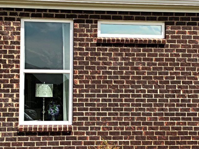 Professionally FAST Tinted Glass Millbrook — Tinted Glass Window 1 in Montgomery, AL
